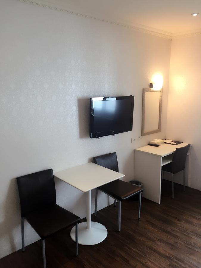 Jungle City Motel Chiayi City Exterior photo